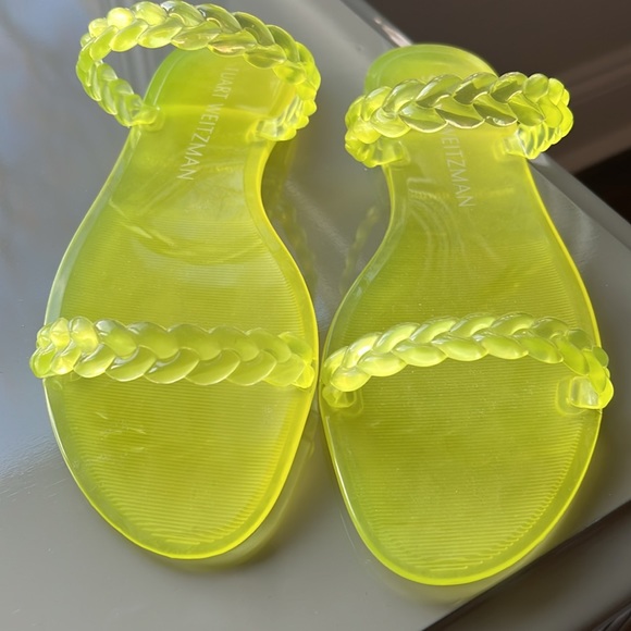 Stuart Weitzman - Picture 3 of 4